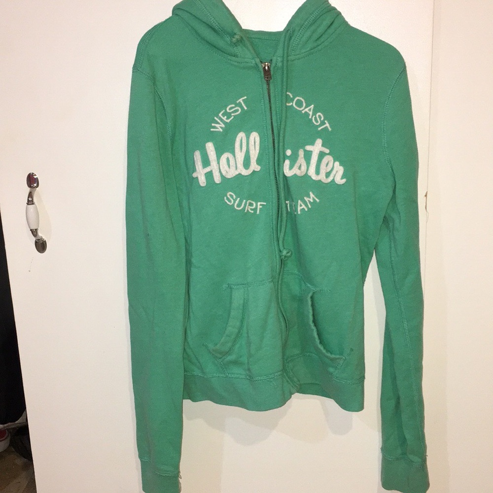 zip up sweater